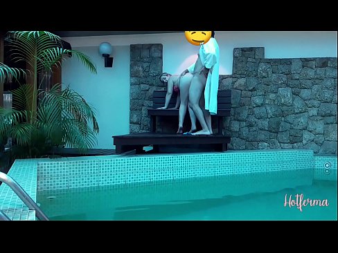 ❤️ Baas noeget faam nei it swimbad, mar koe net wjerstean in hot Kwaliteitsporno op fy.passiveincome1.ru ❤